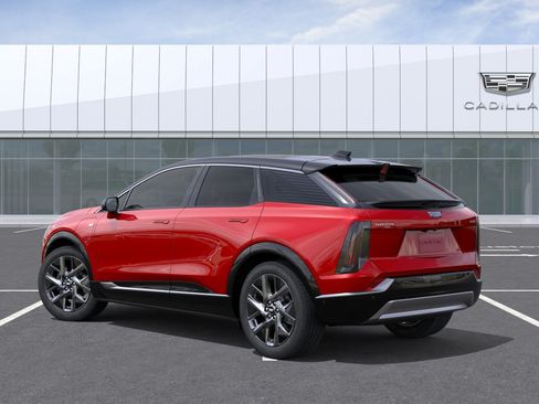 New 2026 Cadillac Optiq Luxury 2 RWD image 3