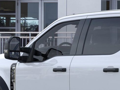 New 2025 Ford F550 4x4 Crew Cab Super Duty image 20