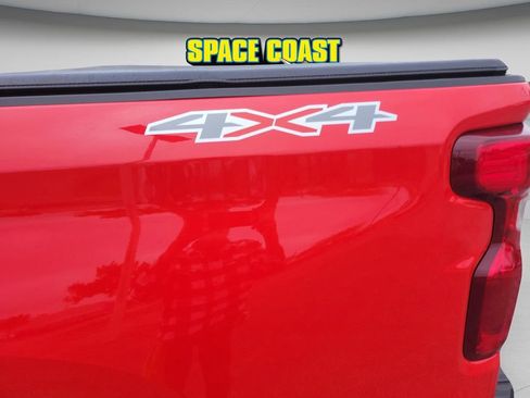 Used 2023 Chevrolet Silverado 1500 Custom image 36