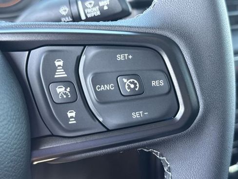 New 2025 Jeep Gladiator Rubicon image 28