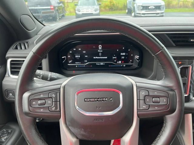 Used 2024 GMC Yukon Denali AWD/4WD image 12