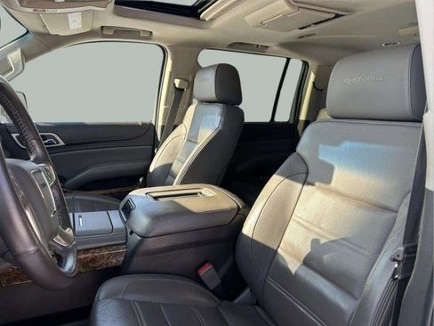 Used 2015 GMC Yukon XL Denali w/ Touring Package image 19
