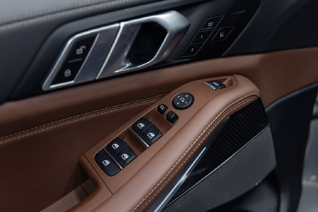 Certified 2026 BMW X5 M60i AWD/4WD image 12