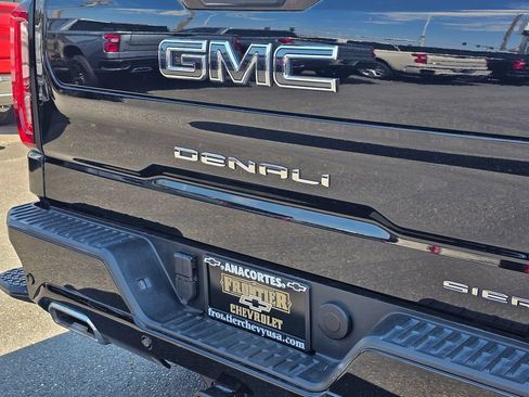Used 2026 GMC Sierra 1500 Denali Ultimate AWD/4WD image 14