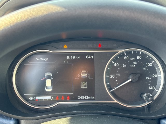Used 2025 Nissan Versa SV FWD image 17