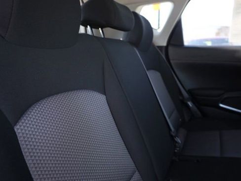 Used 2025 Kia Soul LX image 32