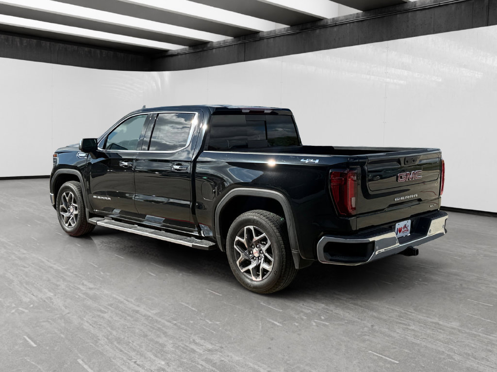 Used 2026 GMC Sierra 1500 SLT AWD/4WD image 3