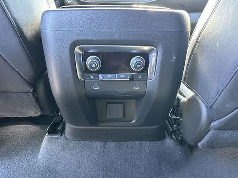 Certified 2023 Chevrolet Suburban Premier image 20