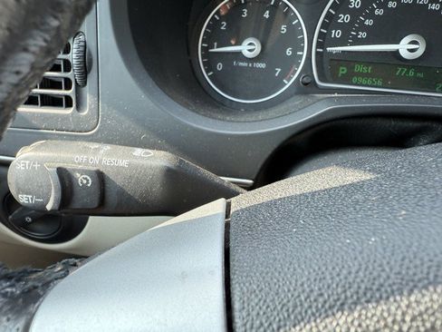Used 2009 Saab 9-3 2.0T FWD image 24