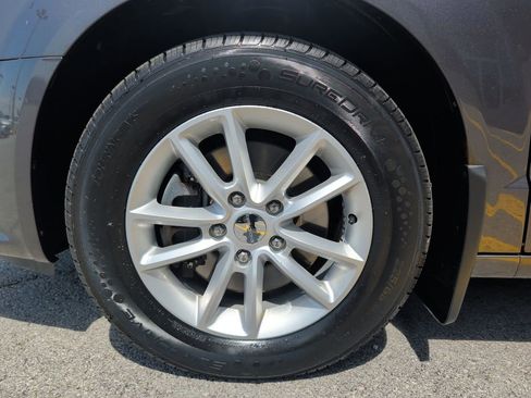 Used 2016 Dodge Grand Caravan SXT w/ Rear Park Assist Package FWD image 4