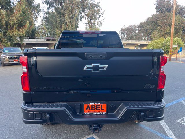 Used 2023 Chevrolet Silverado 1500 ZR2 w/ ZR2 Bison Edition AWD/4WD image 9