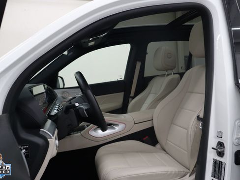 Used 2025 Mercedes-Benz GLE 350 4MATIC image 11