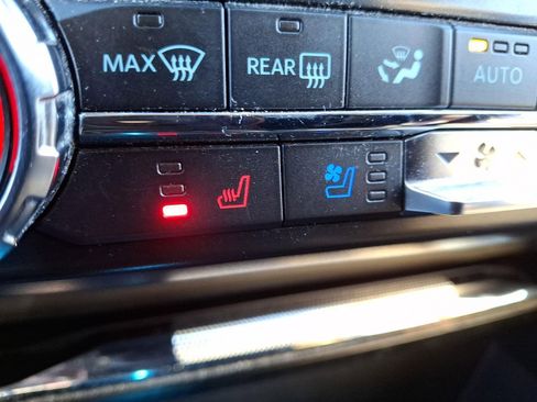 Used 2021 Ford F150 Lariat image 25