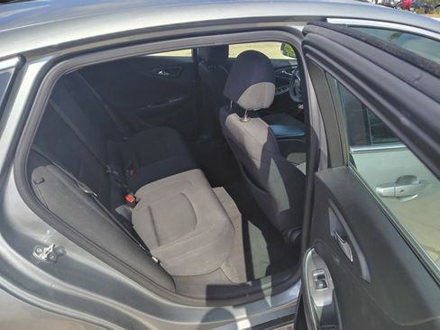 Used 2024 Chevrolet Malibu LS FWD image 13