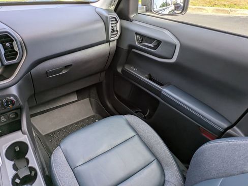 Used 2023 Ford Bronco Sport Outer Banks w/ Tech Package image 17