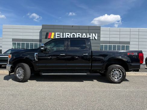 Used 2021 Ford F250 XLT w/ XLT Premium Package AWD/4WD image 2