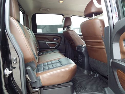 Used 2018 Nissan Titan Platinum Reserve w/ Platinum Utility Package image 29