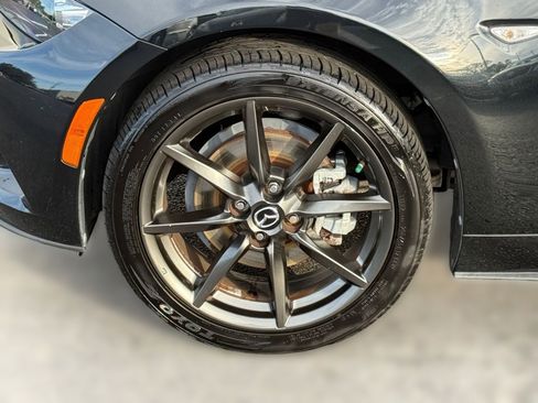 Used 2021 MAZDA MX-5 Miata Sport image 12