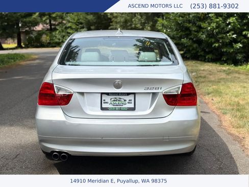 Used 2007 BMW 328i Sedan RWD image 4