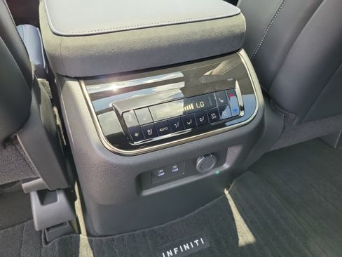 New 2027 INFINITI QX80 Sensory w/ Sport Exterior Package AWD/4WD image 16