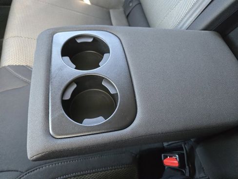 Used 2024 Subaru Crosstrek 2.0i Premium image 29