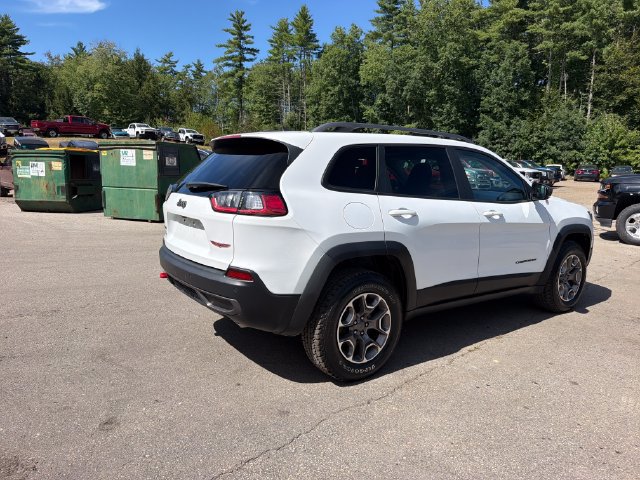 Used 2020 Jeep Cherokee Trailhawk AWD/4WD image 4