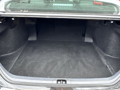 Used 2025 Toyota Camry SE image 19
