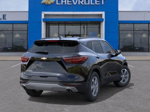 New 2026 Chevrolet Blazer LT w/ Convenience Package FWD image 4