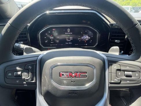 New 2026 GMC Sierra 1500 SLT w/ SLT Convenience Package image 19