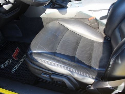 Used 2007 Chevrolet Corvette Convertible w/ Preferred Equipment Group image 28