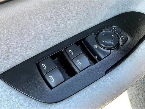 Used 2019 Chevrolet Blazer LT w/ Sun and Wheels Package FWD image 36