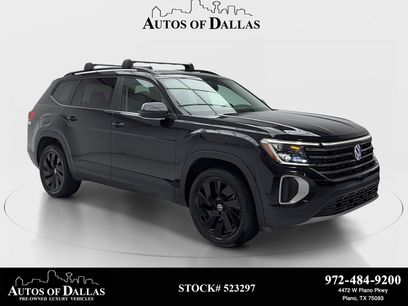 Used 2024 Volkswagen Atlas SE w/ Panoramic Sunroof Package