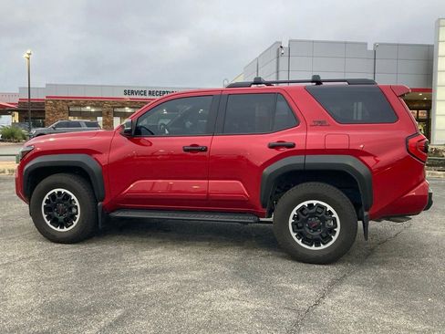 Used 2025 Toyota 4Runner TRD Off-Road AWD/4WD image 8