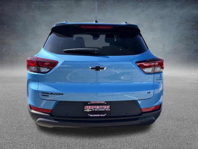 New 2026 Chevrolet TrailBlazer LT w/ Midnight Edition AWD/4WD image 8