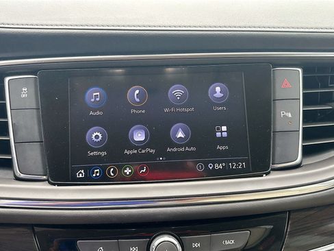 Used 2021 Buick Enclave Essence FWD image 14