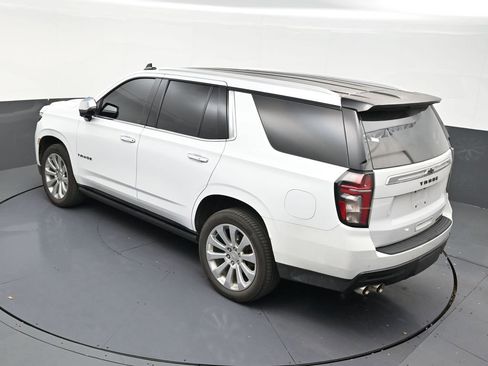 Used 2022 Chevrolet Tahoe Premier RWD image 14