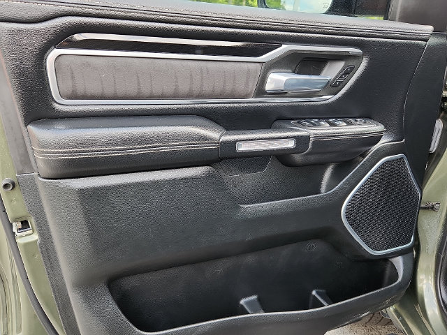 Used 2021 RAM 1500 Laramie w/ Sport Appearance Package AWD/4WD image 13