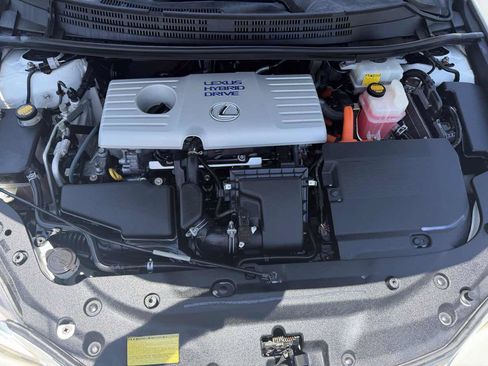 Used 2013 Lexus CT 200h FWD image 21