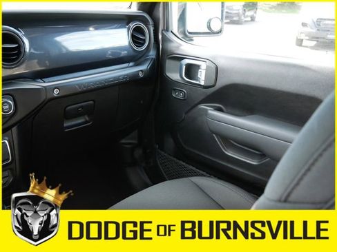 Used 2022 Jeep Wrangler Unlimited Sport image 18