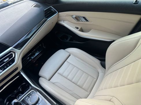 Used 2022 BMW 330i Sedan w/ Premium Package image 23