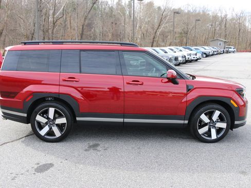 Used 2024 Hyundai Santa Fe Limited image 9