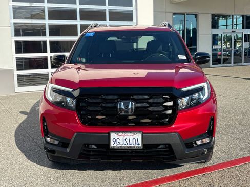 Used 2023 Honda Passport Elite image 2