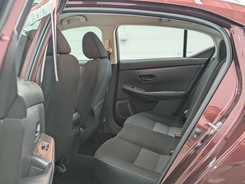 Used 2025 Nissan Sentra SV FWD image 13