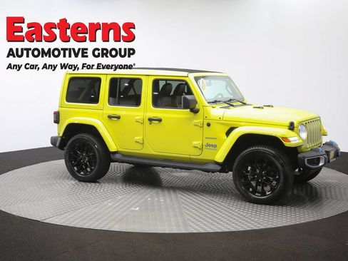 Used 2022 Jeep Wrangler Unlimited Sahara w/ Cold Weather Group AWD/4WD image 48