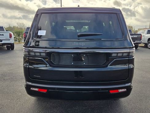 New 2026 Jeep Grand Wagoneer Limited image 6