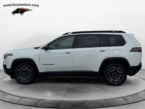 New 2026 Jeep Cherokee Laredo AWD/4WD image 7