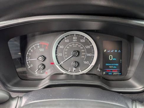Used 2022 Toyota Corolla LE image 11