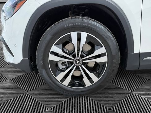 New 2026 Mercedes-Benz GLA 250 4MATIC image 9