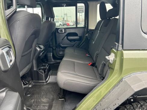 Used 2022 Jeep Wrangler Unlimited Willys image 22
