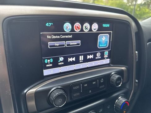 Used 2018 GMC Sierra 3500 Denali w/ Duramax Plus Package image 21